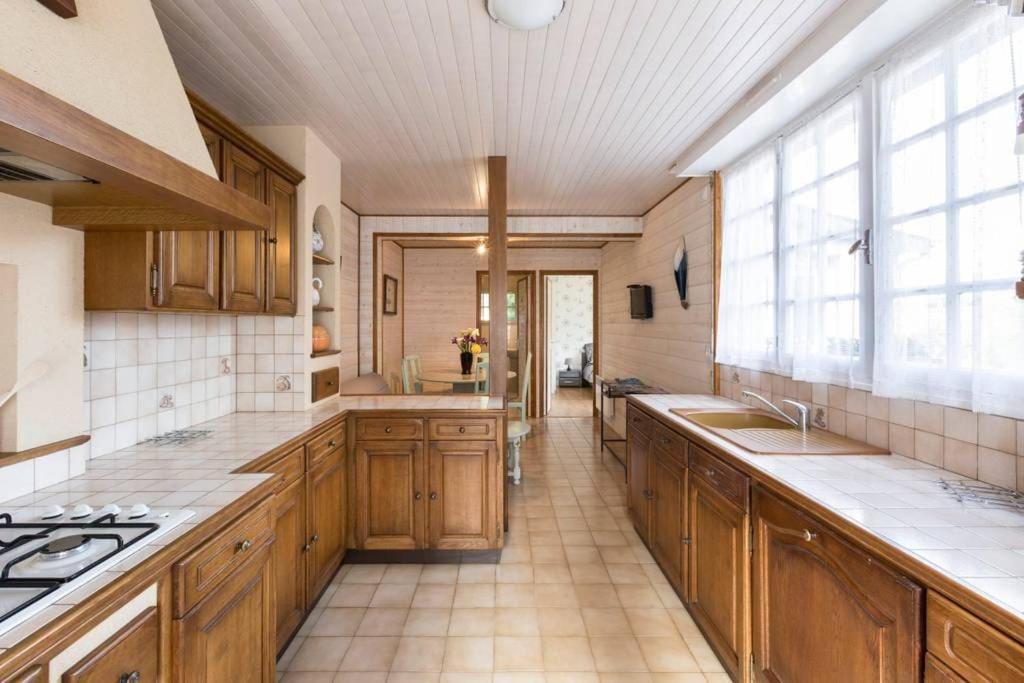 St Malo Maison Avec Jardin Proche Gare Plage Intramuros Chien Admis Parking Gratuit Saint-Malo Exterior photo