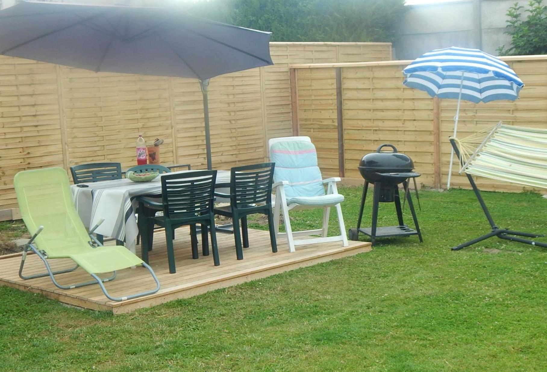 St Malo Maison Avec Jardin Proche Gare Plage Intramuros Chien Admis Parking Gratuit Saint-Malo Exterior photo